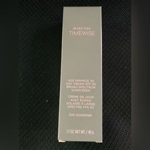 Mary Kay time wise day cream SPF 30 sunscreen